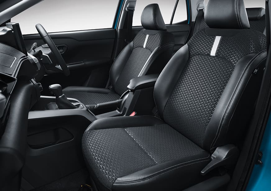 Fabric-Leather-Combi-Seat.jpg